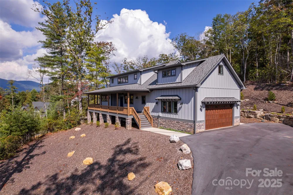 71 Crossings Circle Fairview, NC 28730