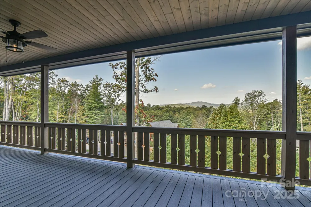 71 Crossings Circle Fairview, NC 28730