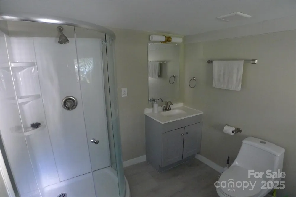 116 Pond Street Lexington, NC 27292