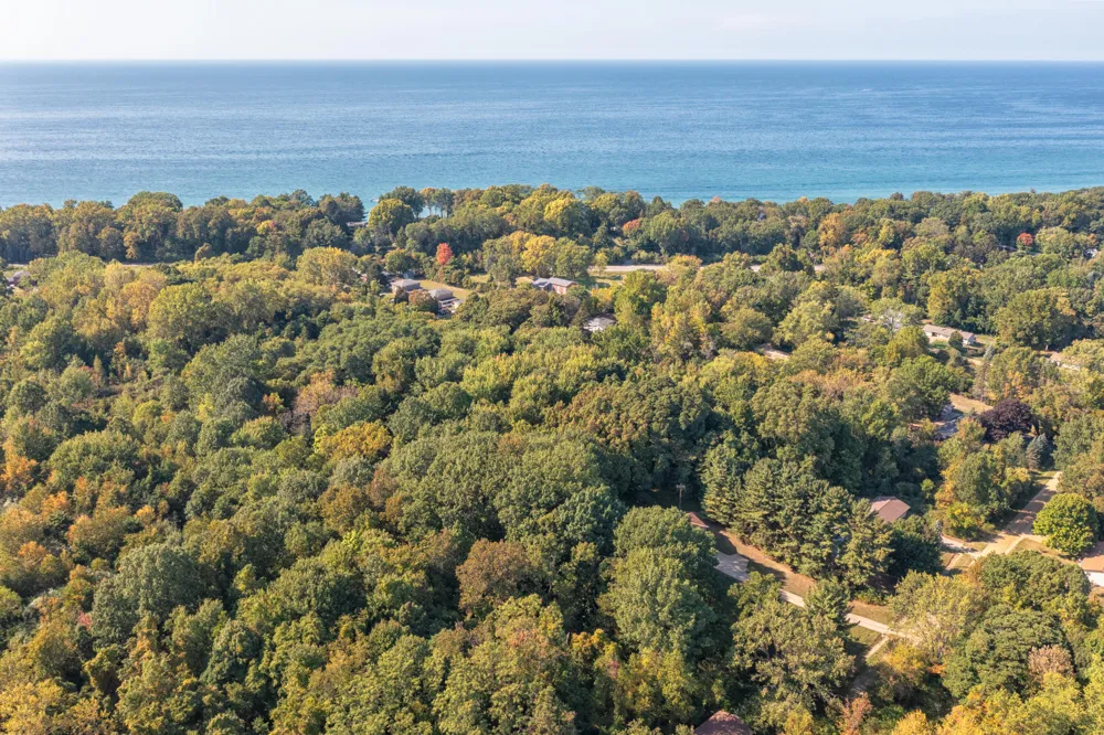 2916 Pershing Drive Coloma, MI 49038