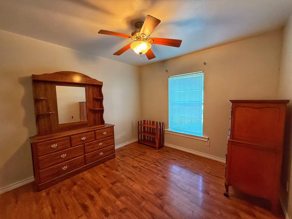 9496 Batson Rd Normangee, TX 77871