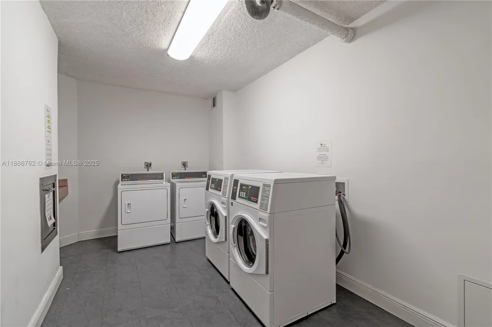 3901 S Ocean Dr #14L Hollywood, FL 33019
