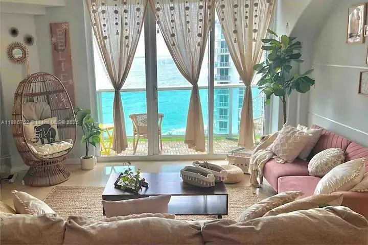 3901 S Ocean Dr #14L Hollywood, FL 33019