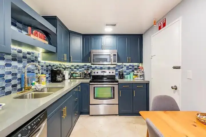 3901 S Ocean Dr #14L Hollywood, FL 33019