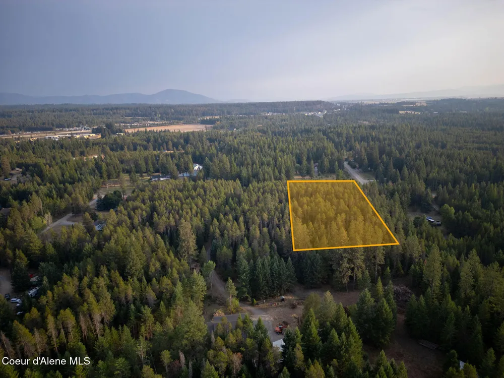 1555 E OHIO MATCH ROAD Rathdrum, ID 83858
