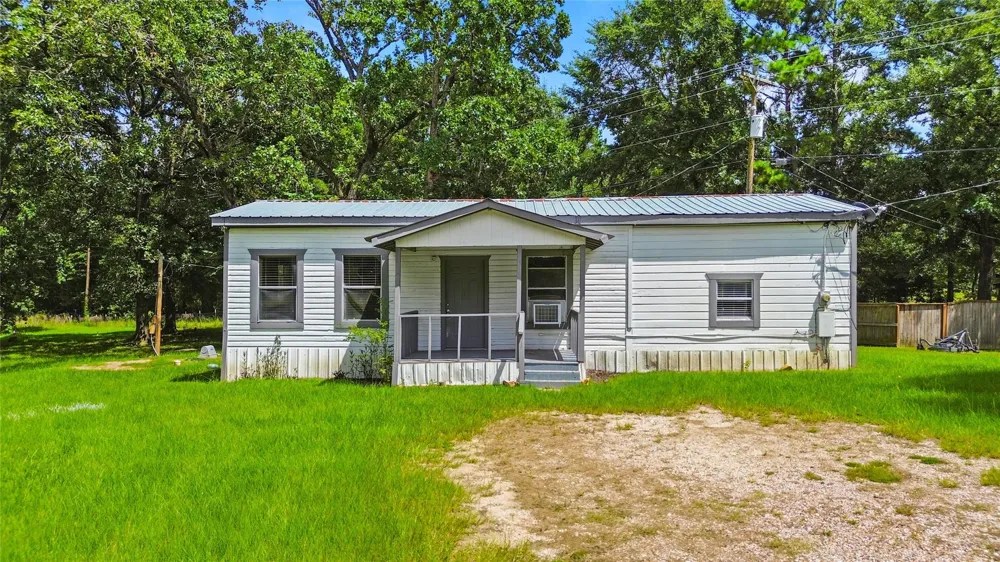 8 Jackson Road Huntsville, TX 77320