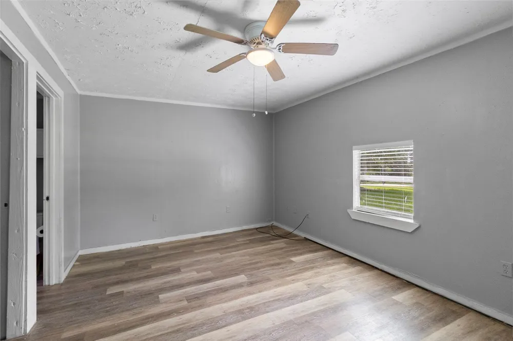 8 Jackson Road Huntsville, TX 77320