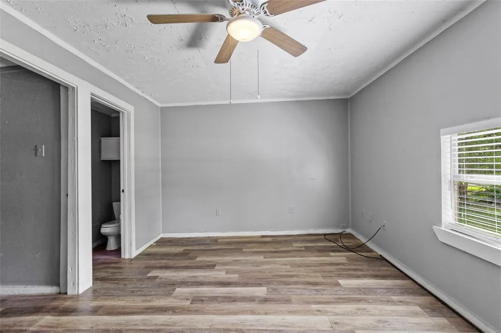 8 Jackson Road Huntsville, TX 77320