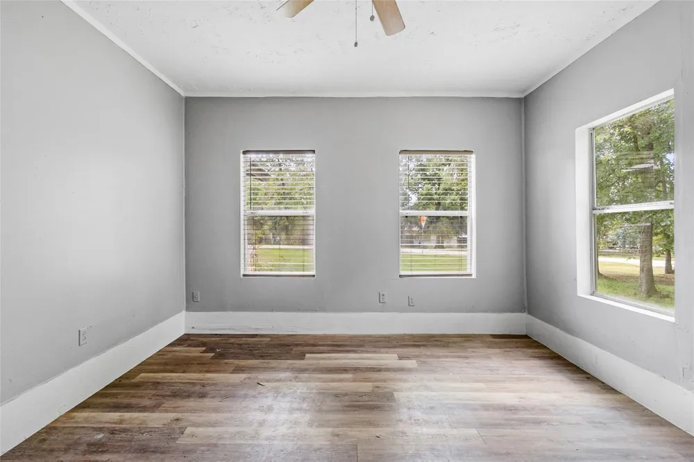 8 Jackson Road Huntsville, TX 77320