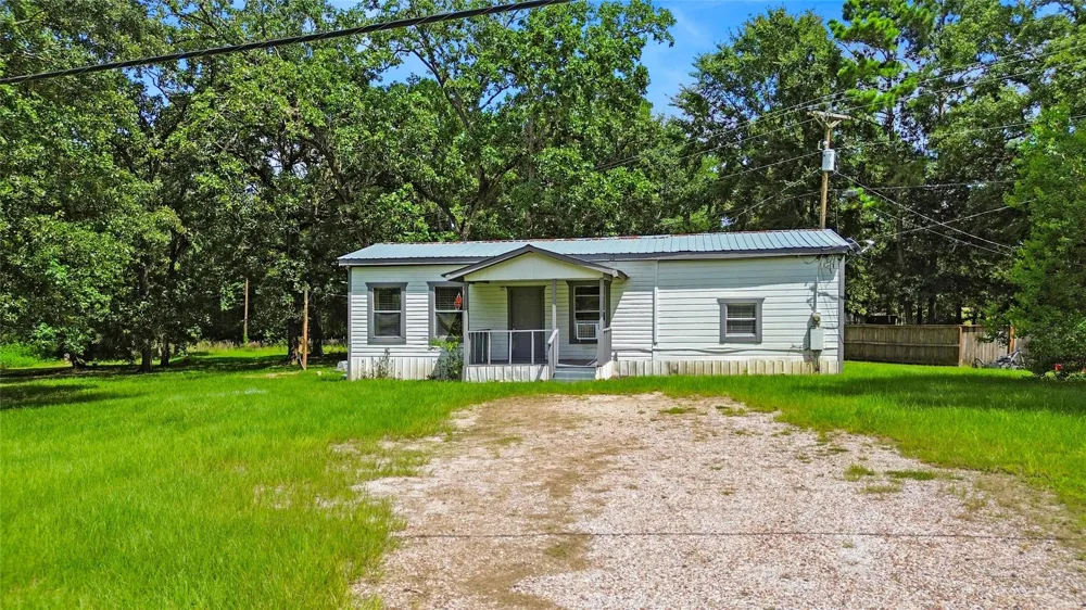 8 Jackson Road Huntsville, TX 77320