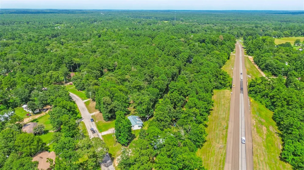 8 Jackson Road Huntsville, TX 77320