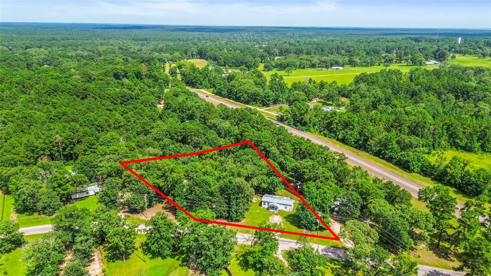 8 Jackson Road Huntsville, TX 77320