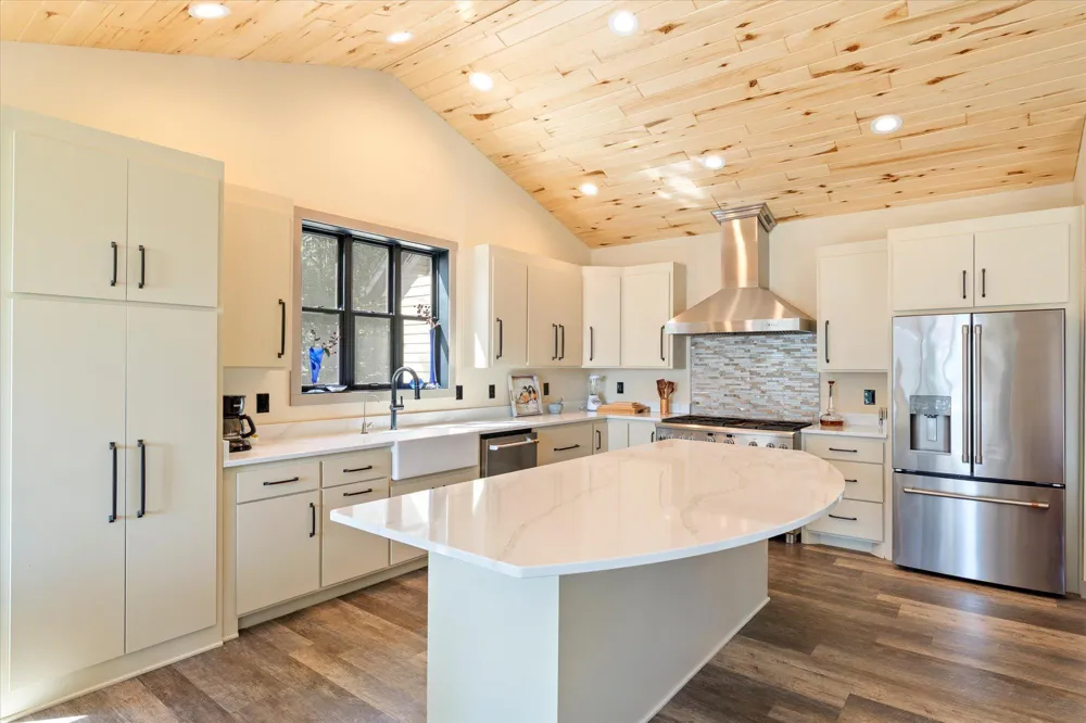 4238 Thunder Lake Lodge Drive NE Remer, MN 56672