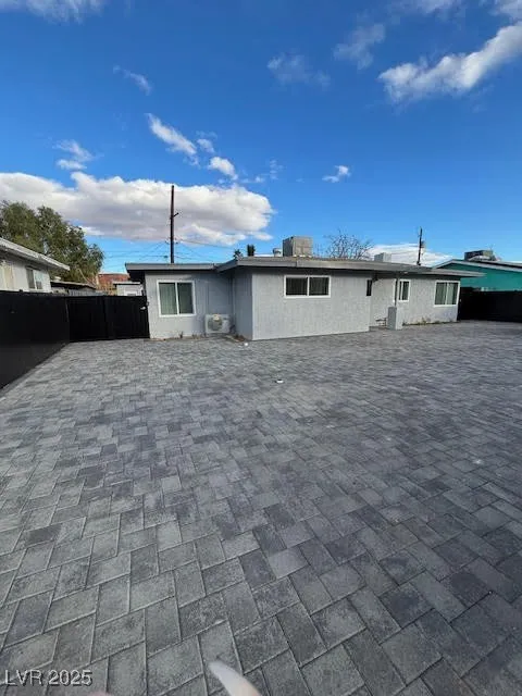 321 Beaumont Street Las Vegas, NV 89106