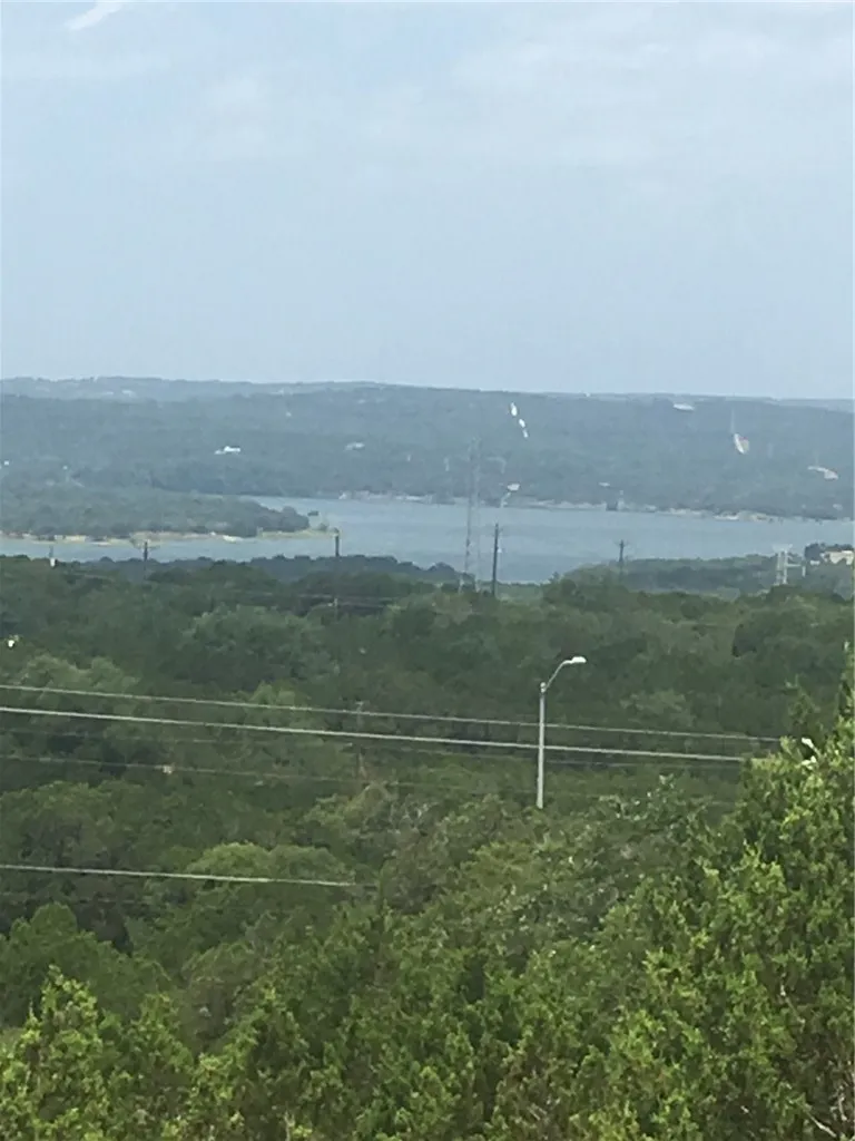 6707 Lohmans Ford Road Lago Vista, TX 78645