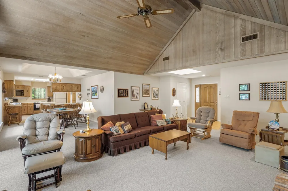 257 Peaceful Woods Trail Holly Lake Ranch, TX 75765