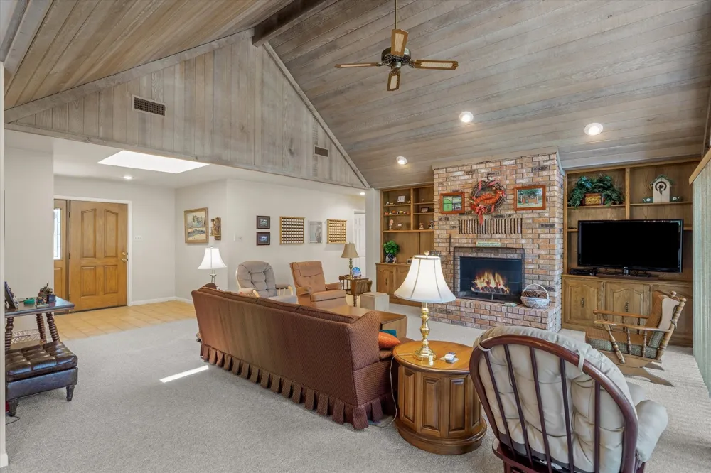 257 Peaceful Woods Trail Holly Lake Ranch, TX 75765