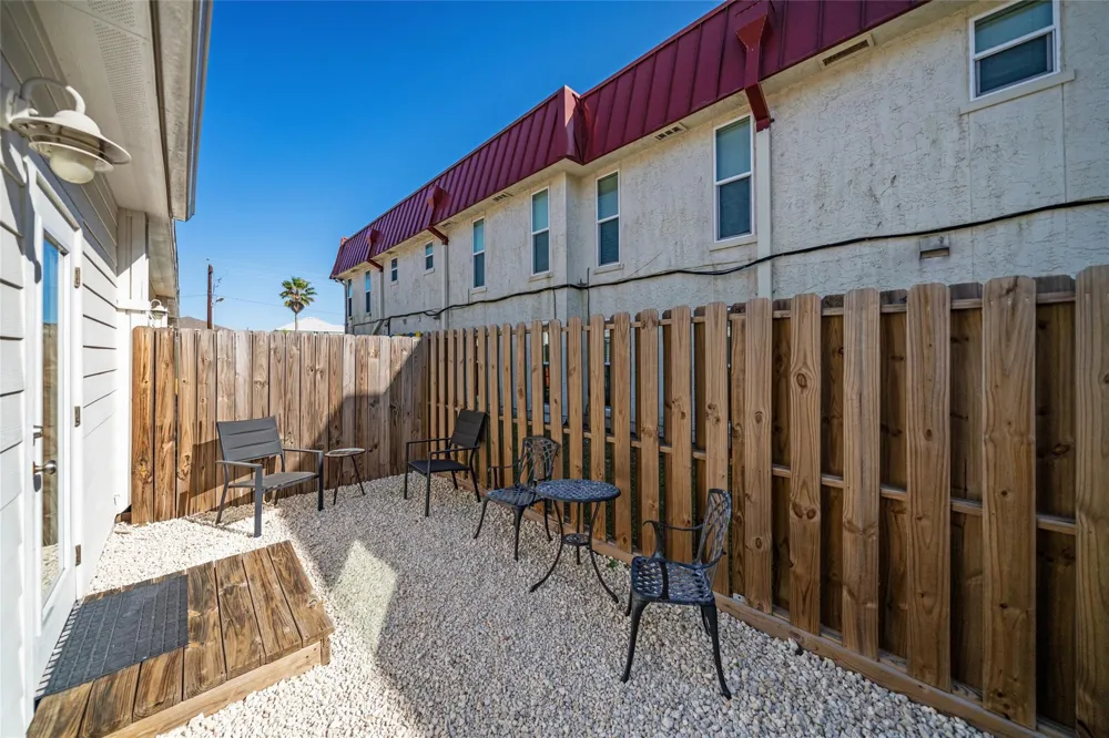 15113 Kokomo Drive Corpus Christi, TX 78418