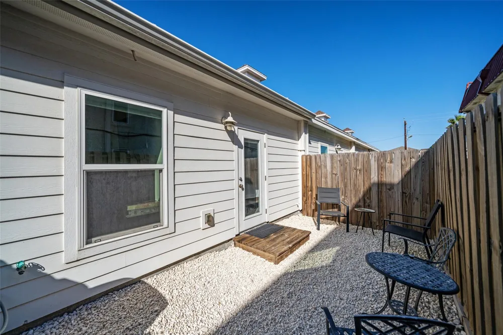 15113 Kokomo Drive Corpus Christi, TX 78418