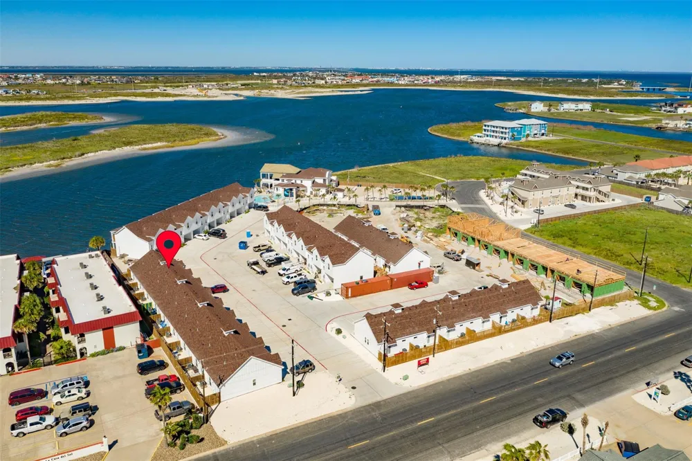 15113 Kokomo Drive Corpus Christi, TX 78418