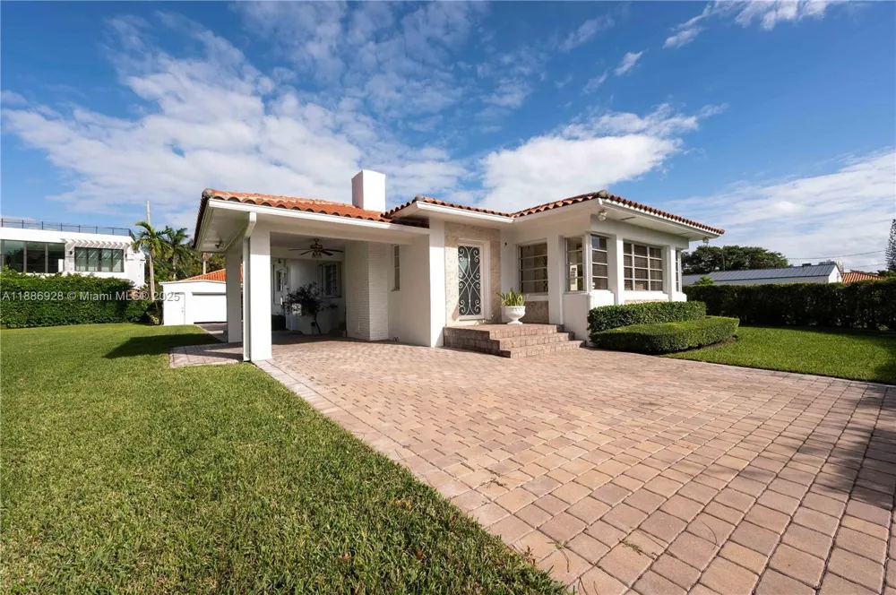 501 SW 24th Rd #501 Miami, FL 33129