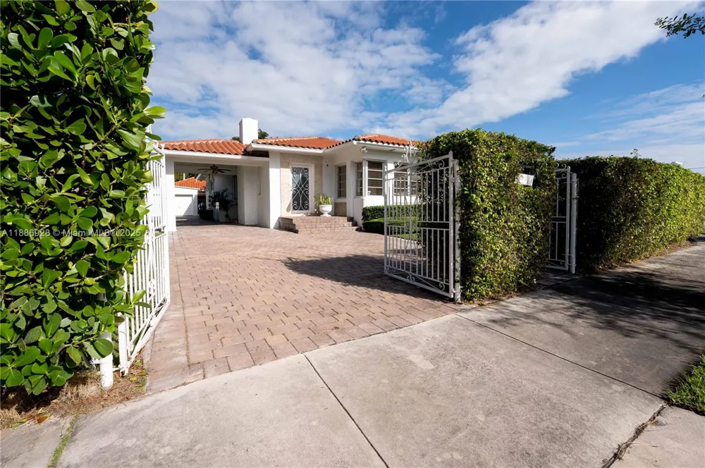 501 SW 24th Rd #501 Miami, FL 33129