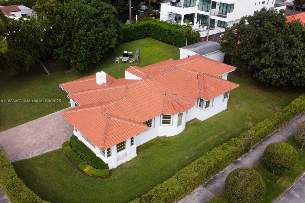 501 SW 24th Rd #501 Miami, FL 33129