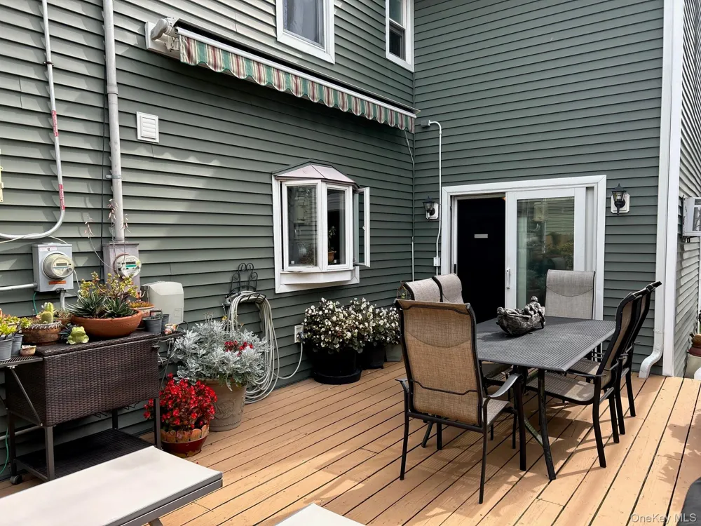 87 Armour Street Long Beach, NY 11561