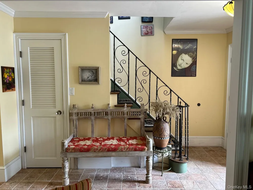 87 Armour Street Long Beach, NY 11561
