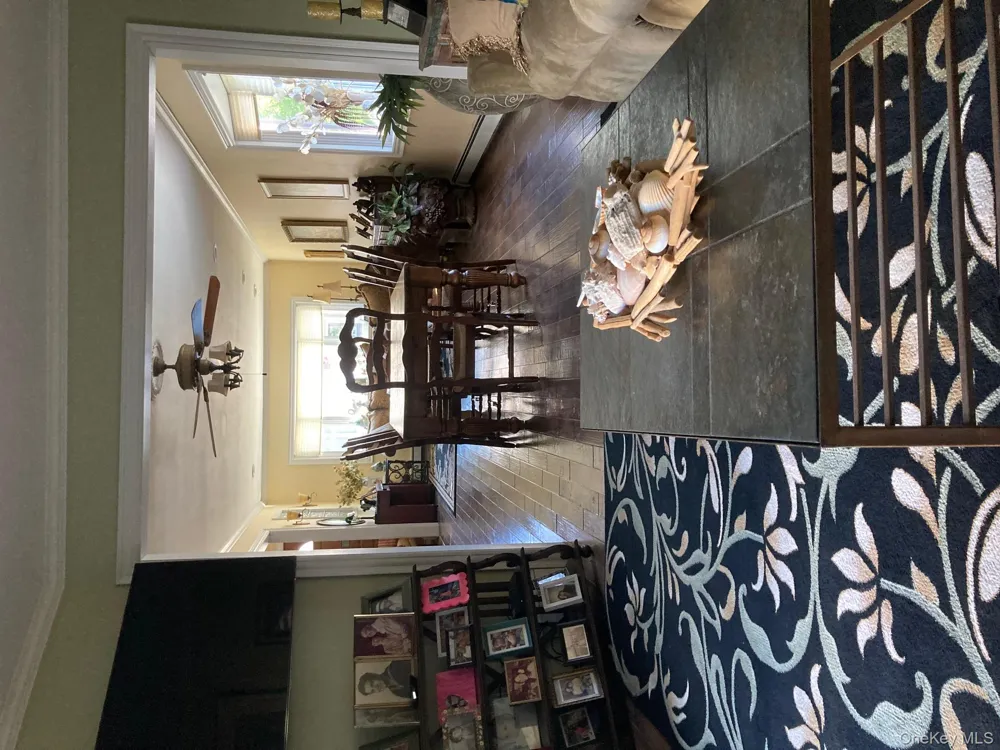 87 Armour Street Long Beach, NY 11561