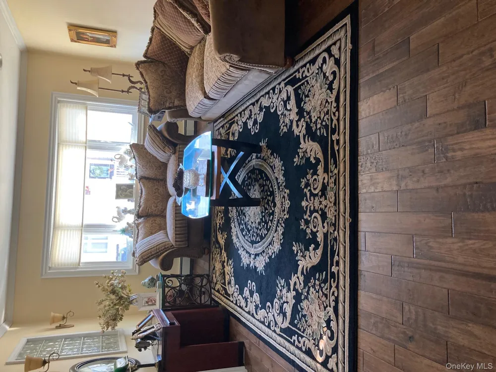 87 Armour Street Long Beach, NY 11561