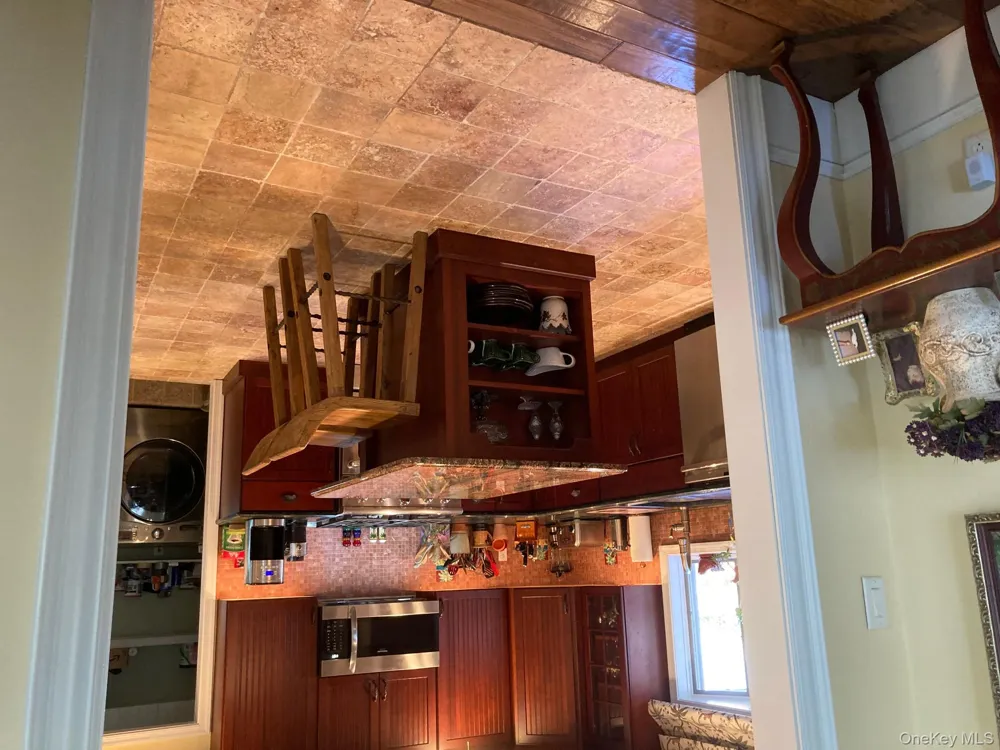 87 Armour Street Long Beach, NY 11561