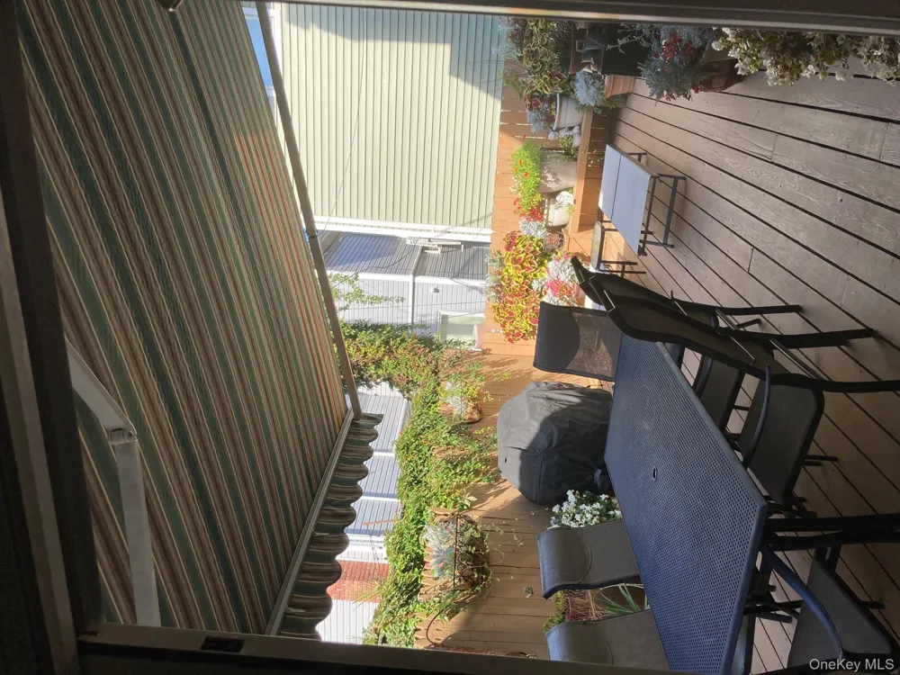 87 Armour Street Long Beach, NY 11561