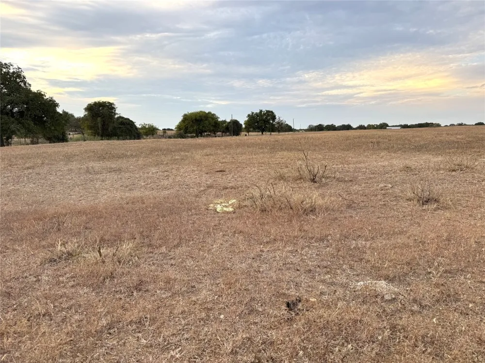 Old Kelley Road Lockhart, TX 78644
