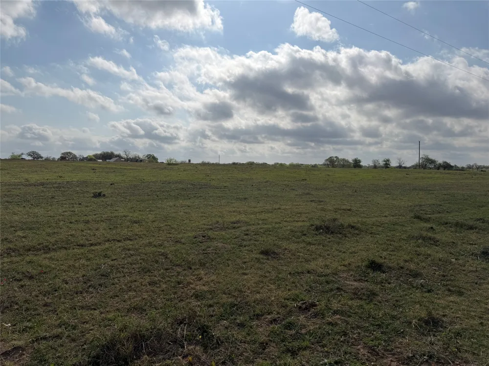 Old Kelley Road Lockhart, TX 78644