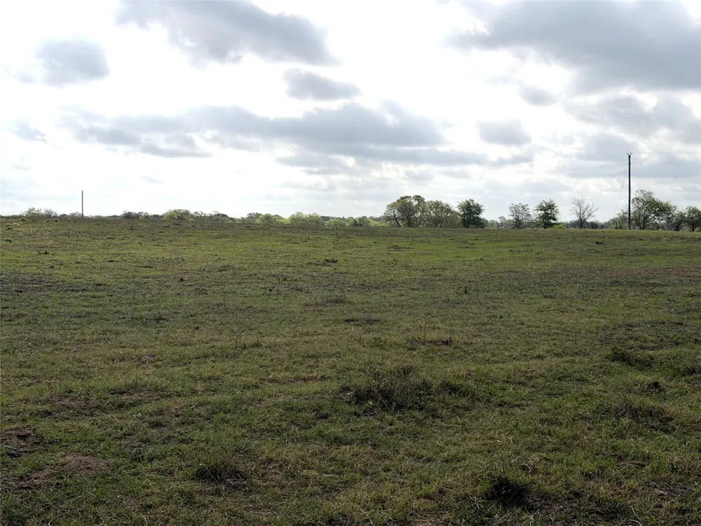 Old Kelley Road Lockhart, TX 78644