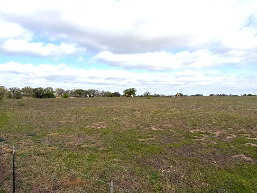 Old Kelley Road Lockhart, TX 78644
