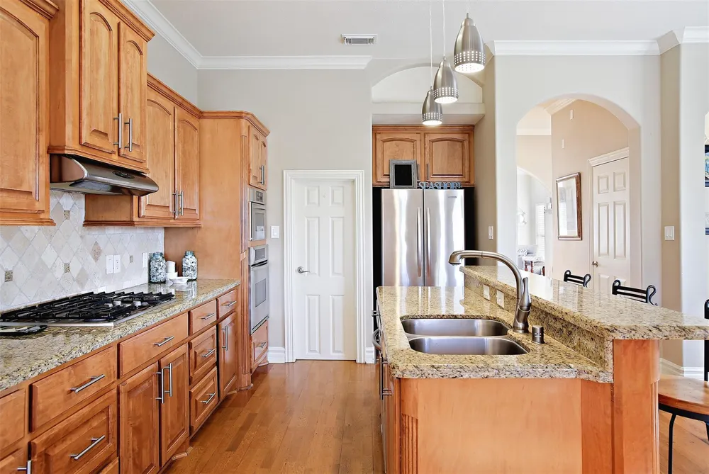 612 8th Street Kemah, TX 77565