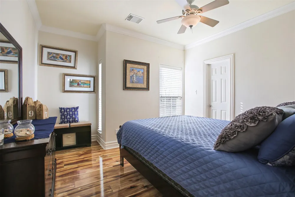 612 8th Street Kemah, TX 77565