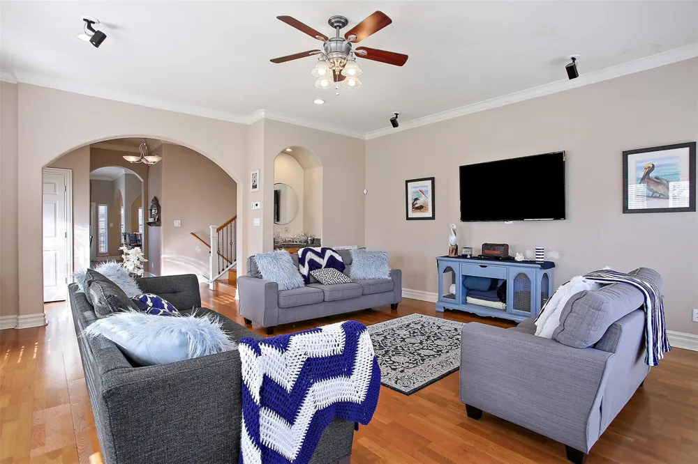 612 8th Street Kemah, TX 77565