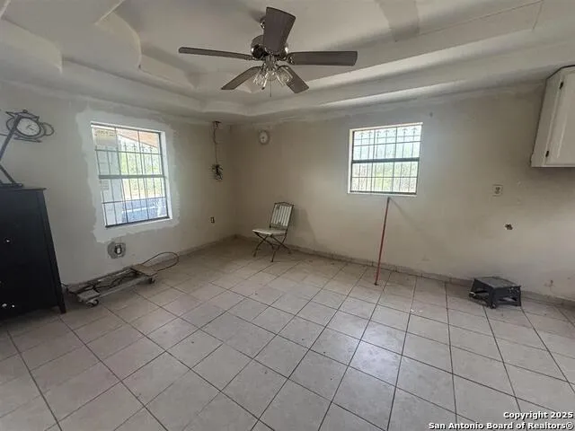 402 Hernandez Laredo, TX 78046