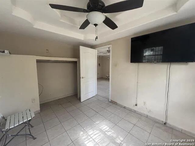 402 Hernandez Laredo, TX 78046