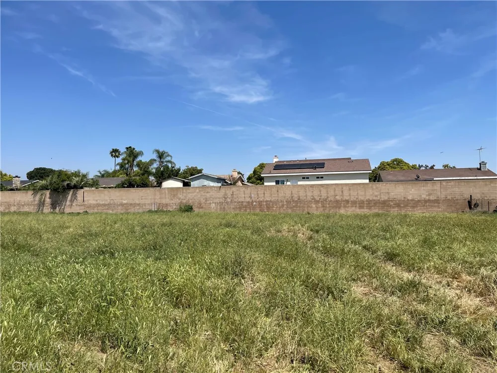 711 Meridian Colton, CA 92324