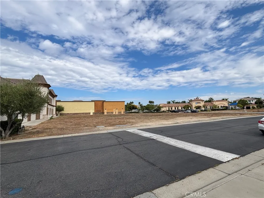 Date Street Murrieta, CA 92564