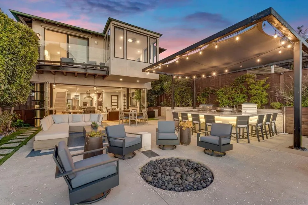 282 Neptune Avenue Encinitas, CA 92024