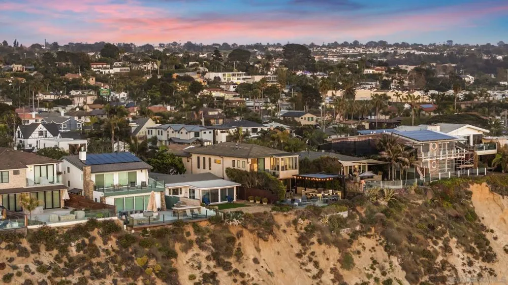282 Neptune Avenue Encinitas, CA 92024