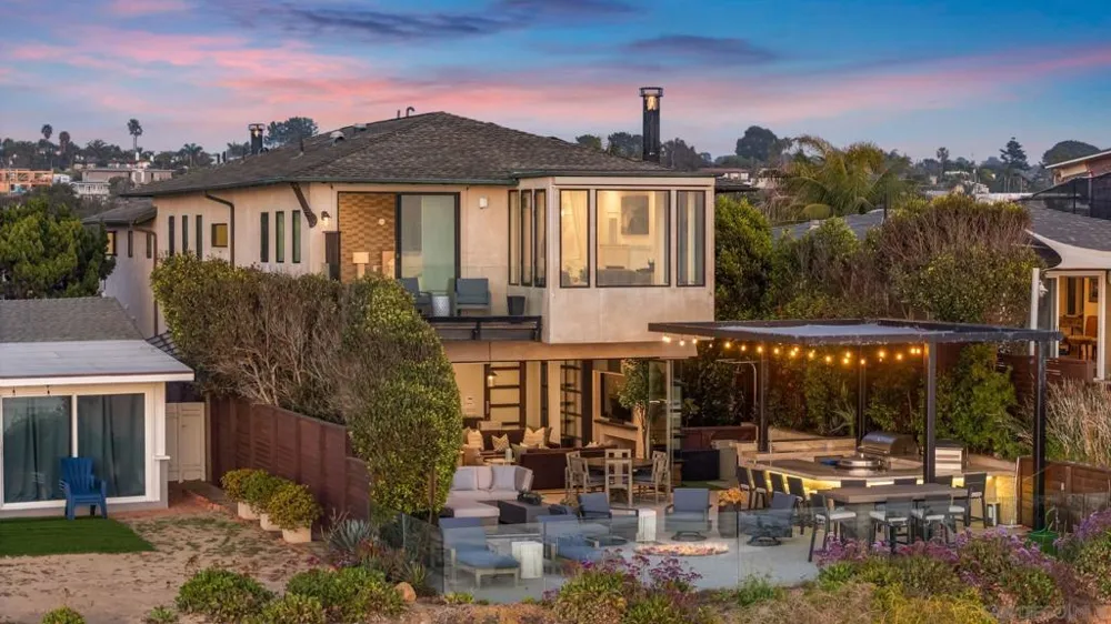 282 Neptune Avenue Encinitas, CA 92024