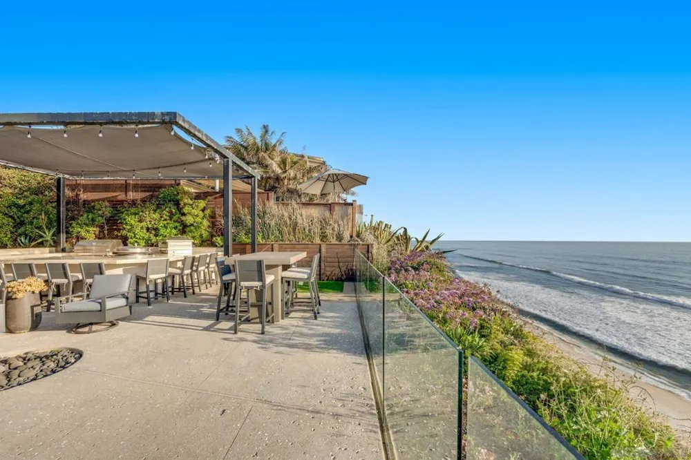 282 Neptune Avenue Encinitas, CA 92024