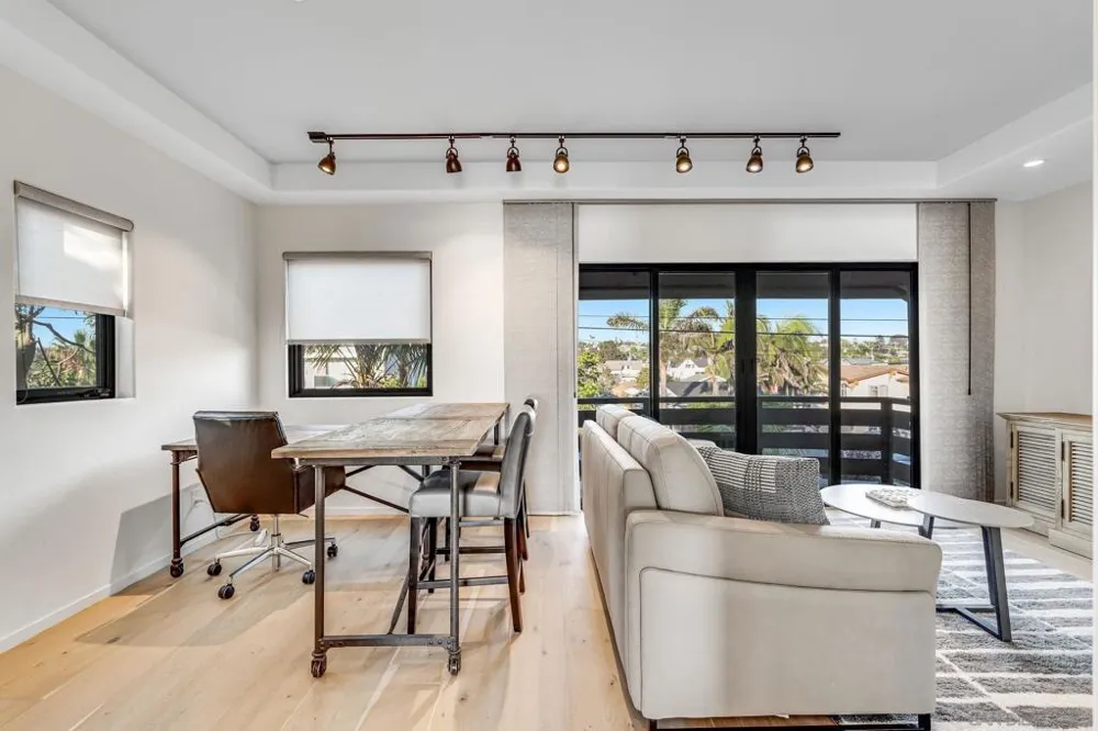 282 Neptune Avenue Encinitas, CA 92024