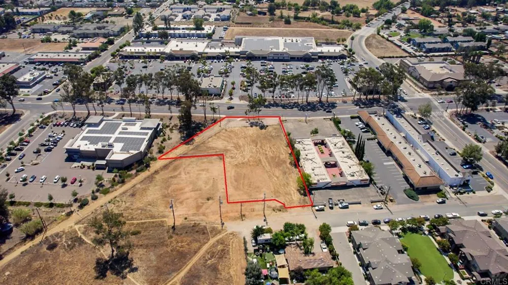 1703 Main Street Ramona, CA 92065